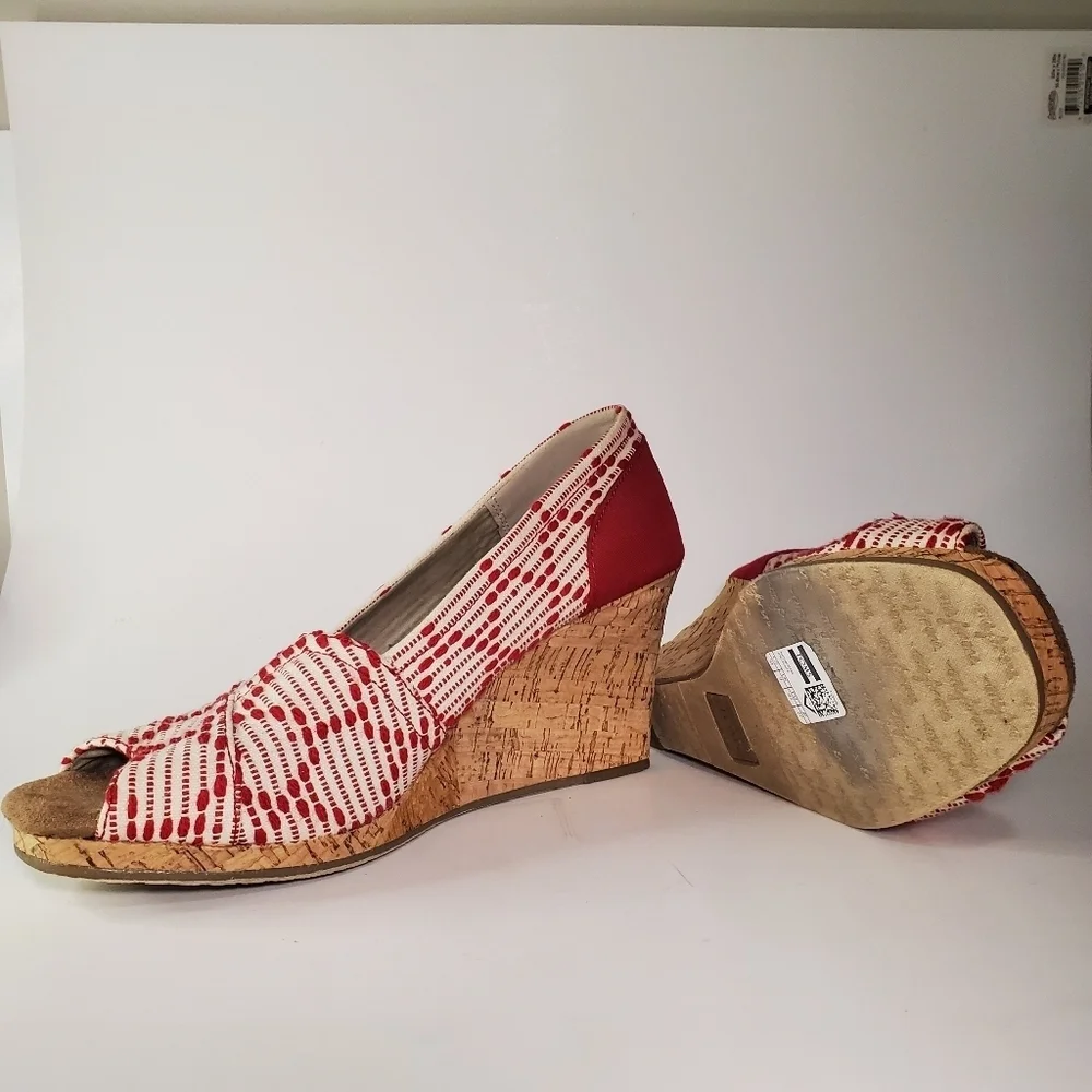 TOMS Scarlett Red Cream Cheron Woven Peep Toe Cork Wedge Size 10 EUC